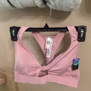 Women’s VS Gym to Swim Sports Bra Medium Pink